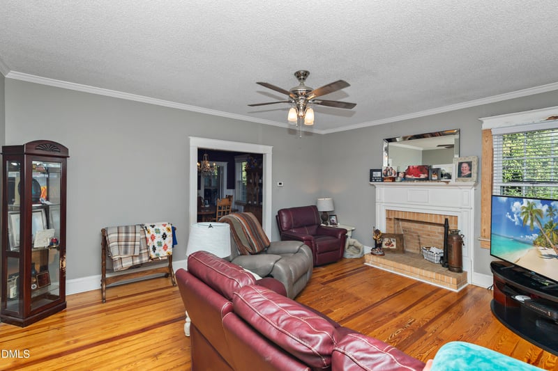 308 D St, Erwin, NC 28339