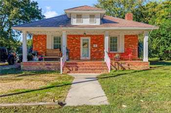 308 D St, Erwin, NC 28339