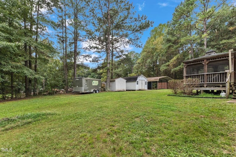 308 Deep Creek Dr, Clayton, NC 27520