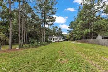 308 Deep Creek Dr, Clayton, NC 27520