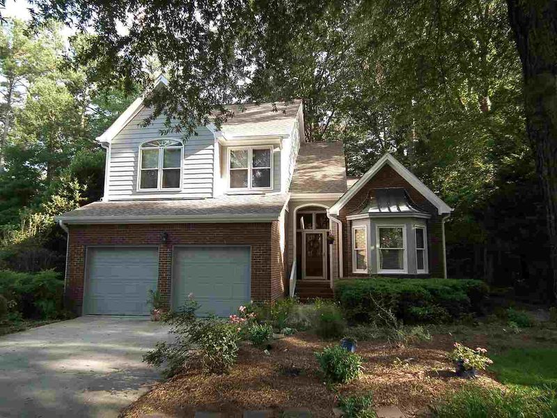 308 Fairwinds Dr, Cary, NC 27518