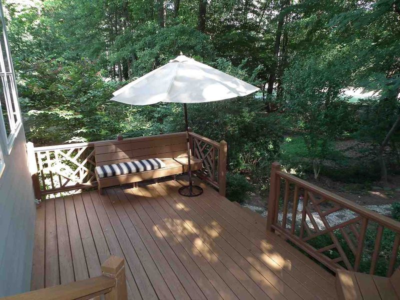 308 Fairwinds Dr, Cary, NC 27518