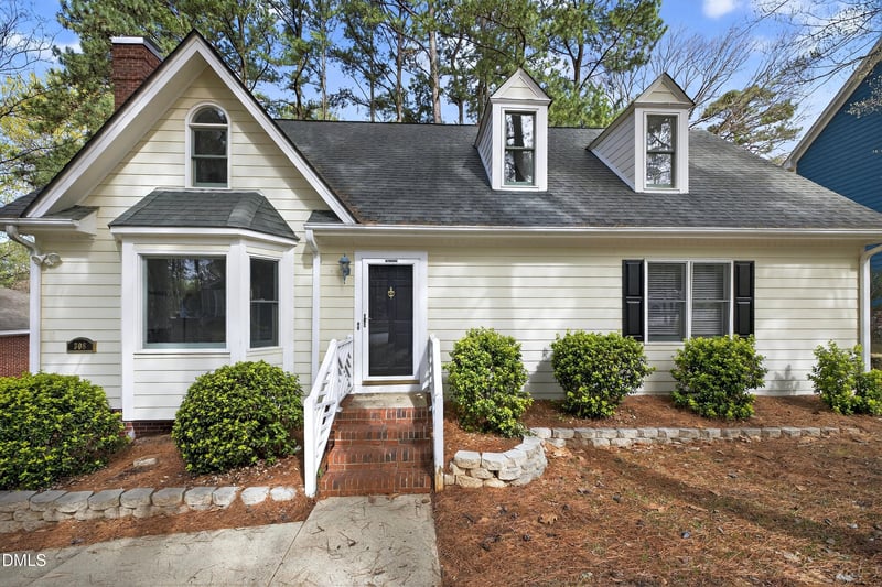 308 Foley Dr, Garner, NC 27529