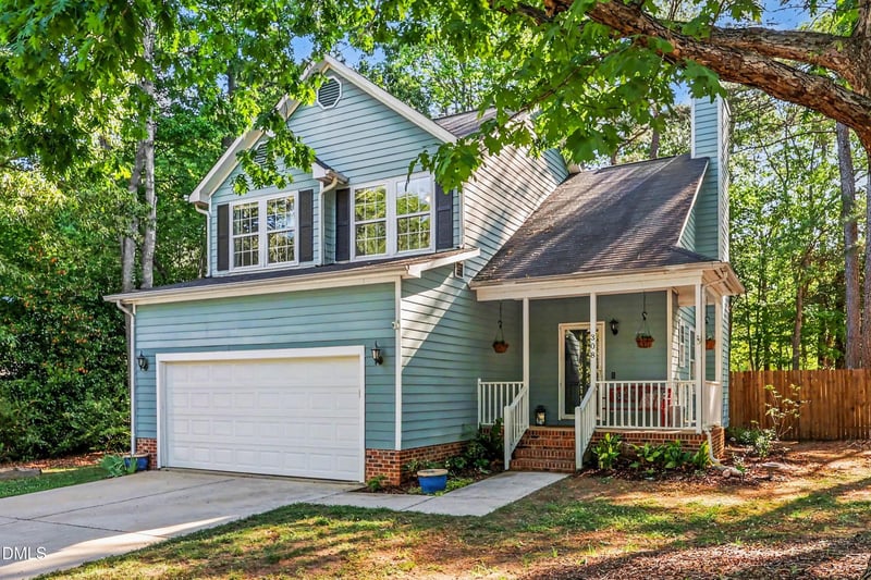 308 Hidden Cellars Dr, Holly Springs, NC 27540