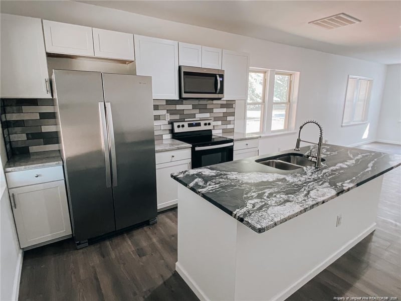 308 Highland Ave, Fayetteville, NC 28305