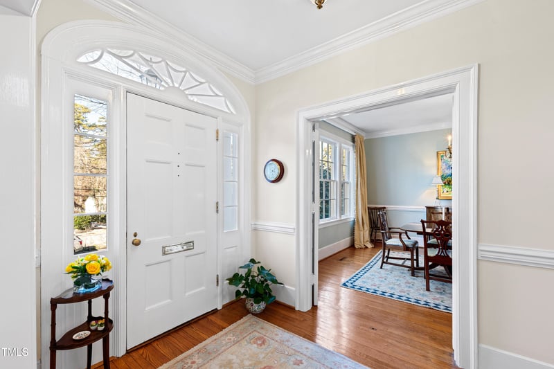 308 Hillcrest Rd, Raleigh, NC 27605