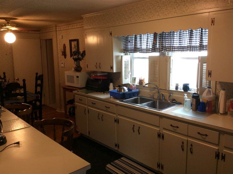 308 W K St, Erwin, NC 28339