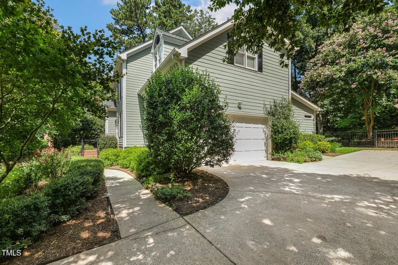 308 Kettlebridge Dr, Cary, NC 27511