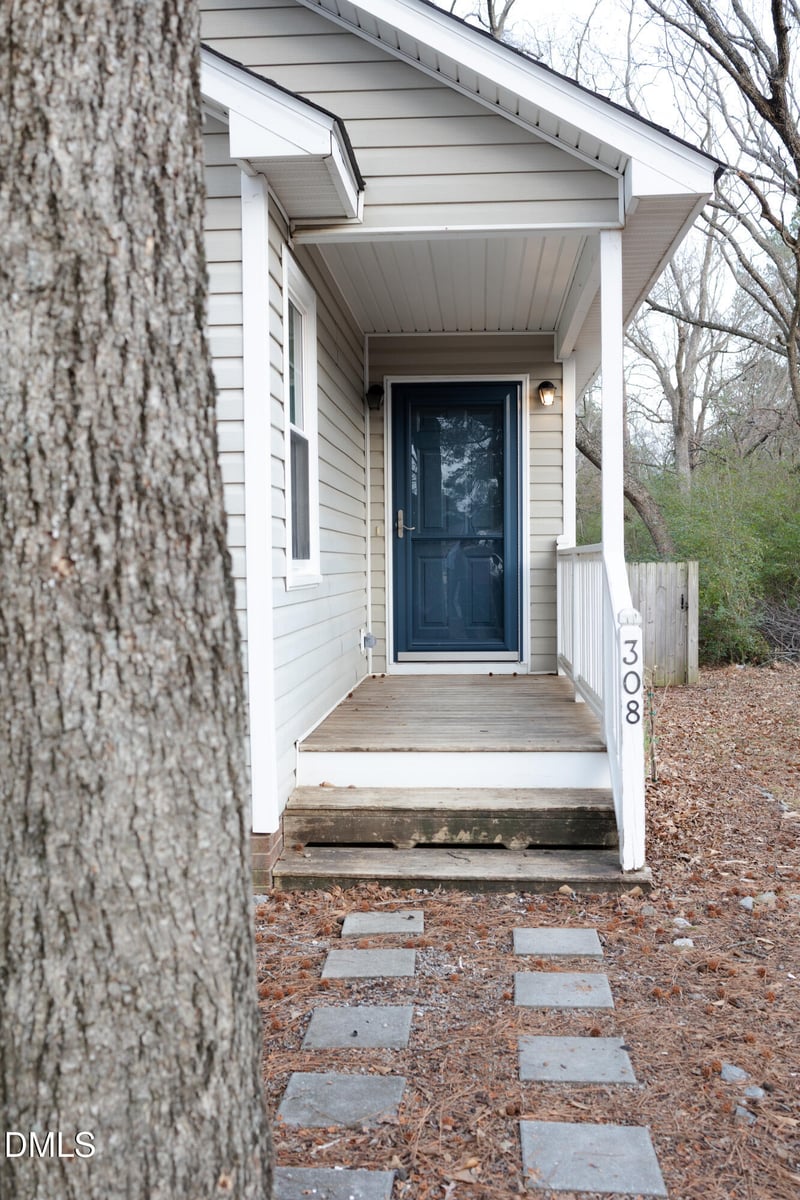 308 Kilgo St, Clayton, NC 27520
