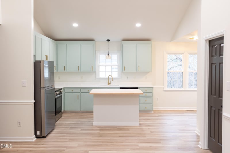 308 Kilgo St, Clayton, NC 27520
