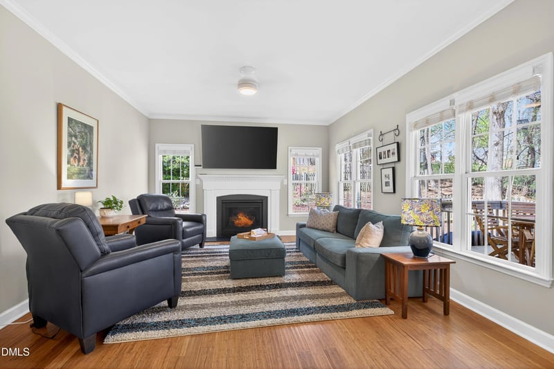 308 Kingswood Dr, Cary, NC 27513