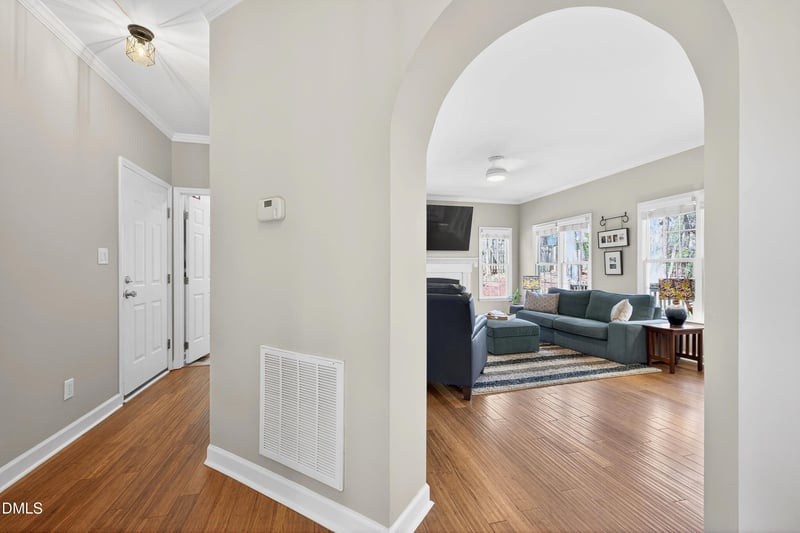 308 Kingswood Dr, Cary, NC 27513