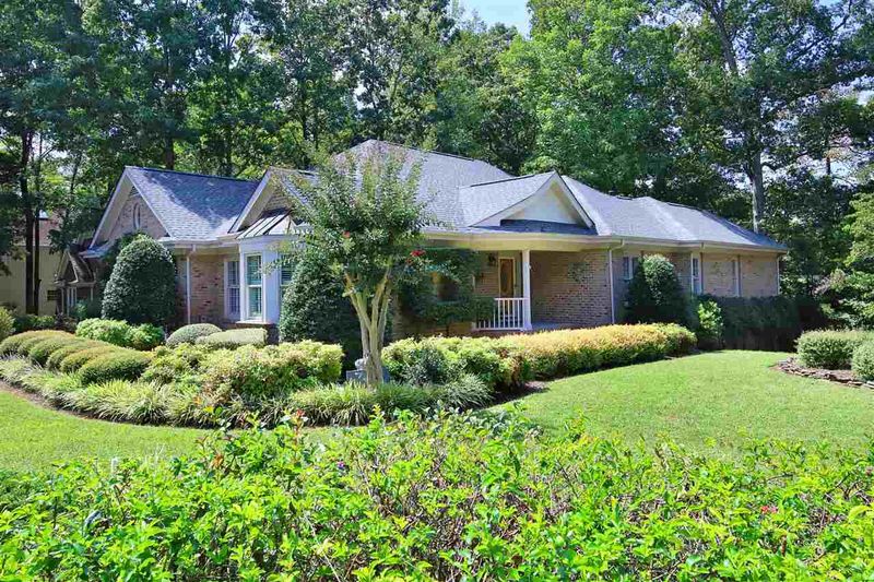 308 Lancaster Dr, Chapel Hill, NC 27517