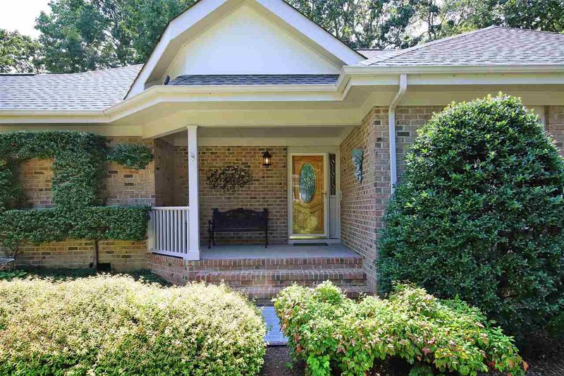308 Lancaster Dr, Chapel Hill, NC 27517