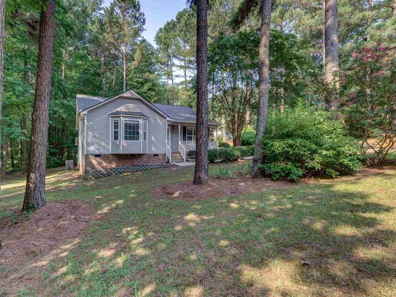 308 S Landing Dr, Clayton, NC 27520