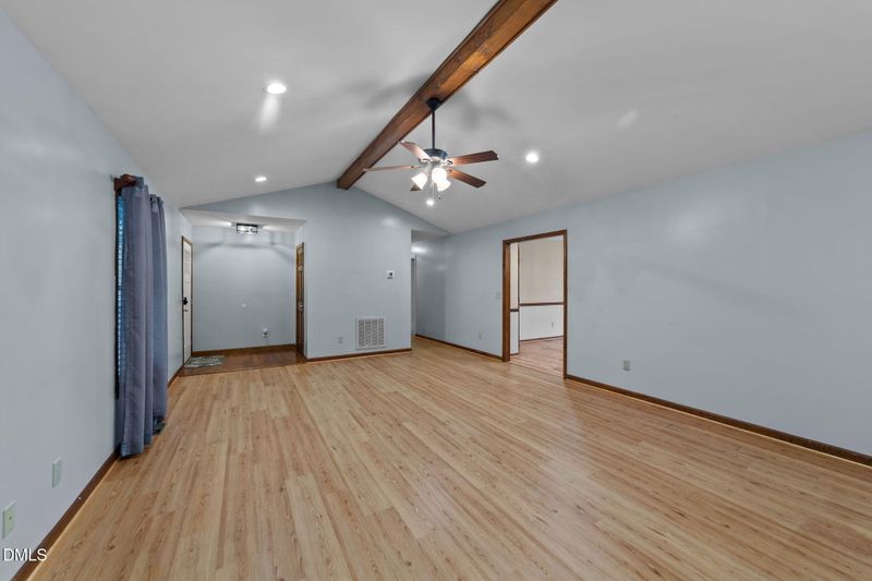 308 Long Needle Dr, Clayton, NC 27520