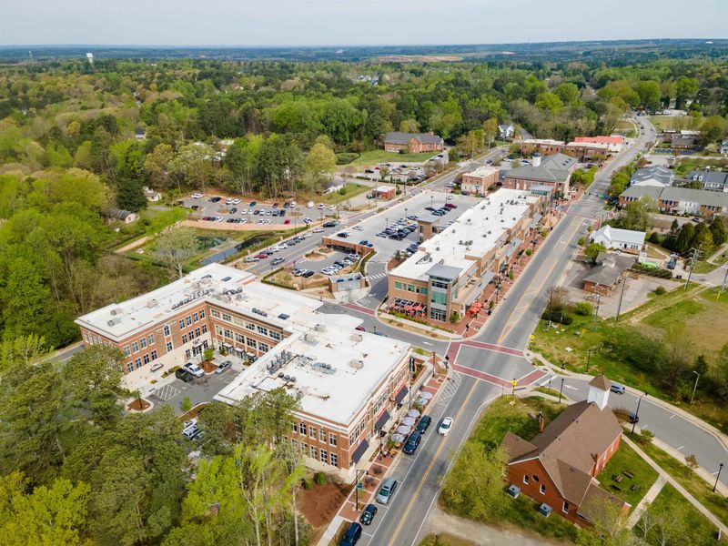 308 S Main St, Holly Springs, NC 27540
