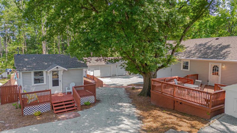 308 S Mineral Springs Rd, Durham, NC 27703