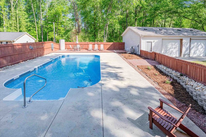 308 S Mineral Springs Rd, Durham, NC 27703