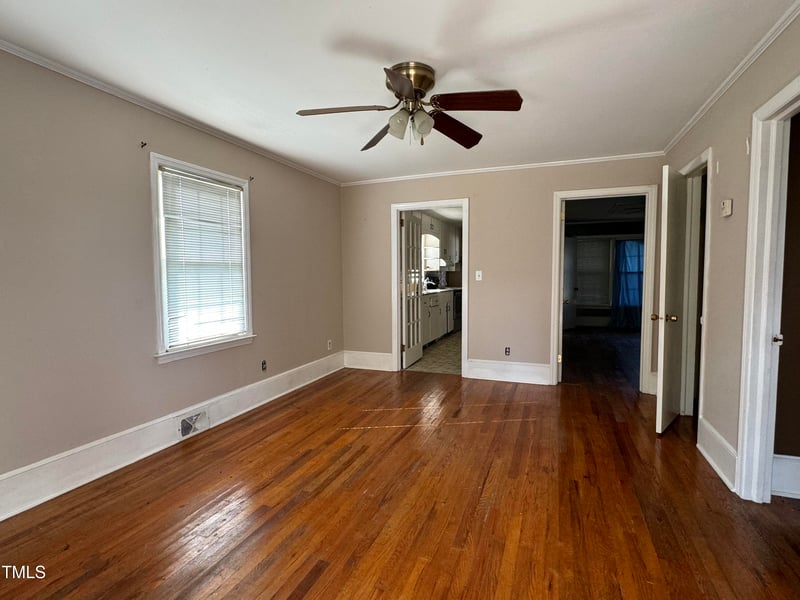 308 E Morgan St, Benson, NC 27504