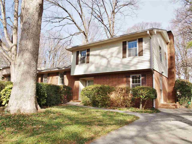 308 Northfield Dr, Raleigh, NC 27609