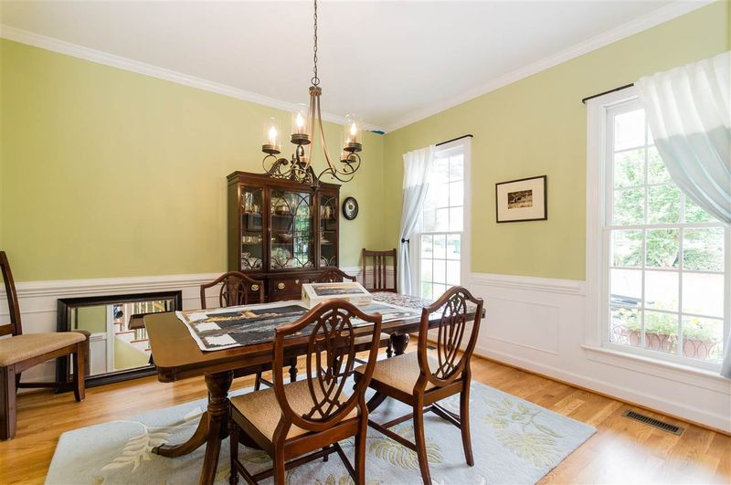 308 Parkridge Dr, Clayton, NC 27527