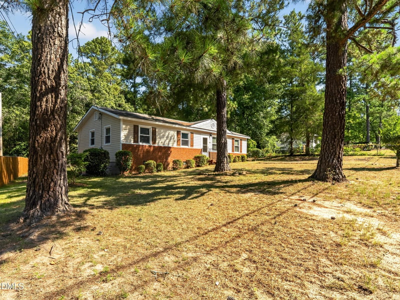 308 Pennsylvania Ave, Fayetteville, NC 28301