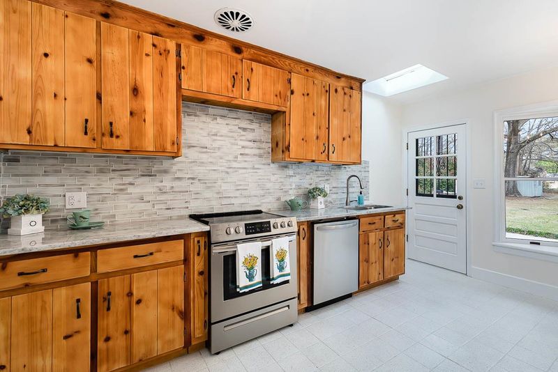 308 Pine St, Smithfield, NC 27577