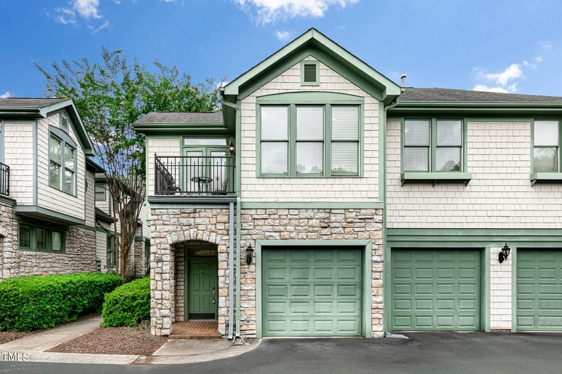 308 Presque Isle Ln #Bldg 300, Chapel Hill, NC 27514
