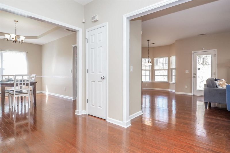 308 Pyracantha Dr, Holly Springs, NC 27540