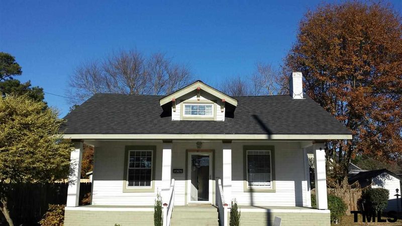 308 W Stallings St, Clayton, NC 27520