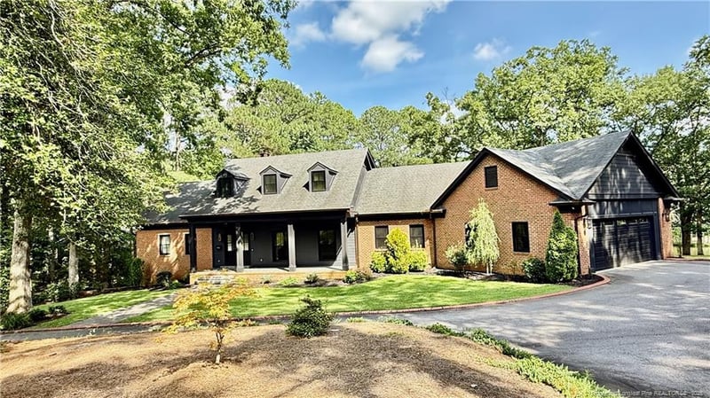 308 Summertime Rd, Fayetteville, NC 28303