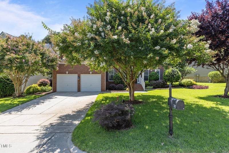308 Sutton Glen Dr, Apex, NC 27523
