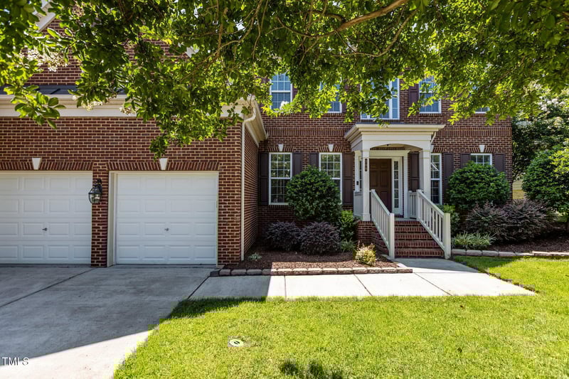 308 Sutton Glen Dr, Apex, NC 27523