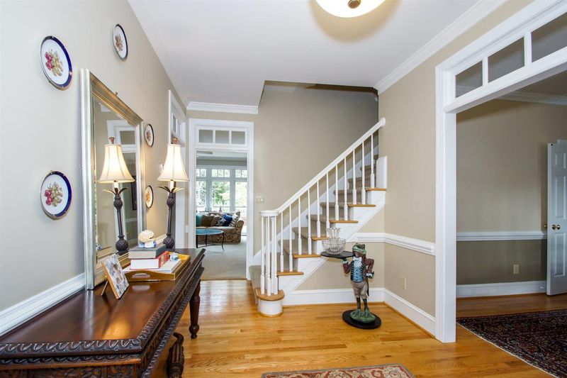 308 Tayloe Ct, Raleigh, NC 27615