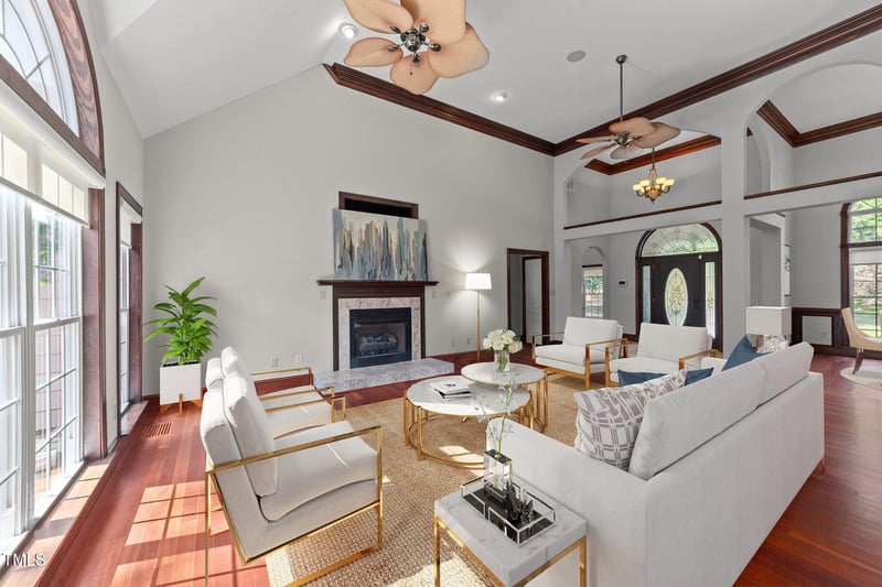 308 Thomas Dr, Clayton, NC 27520