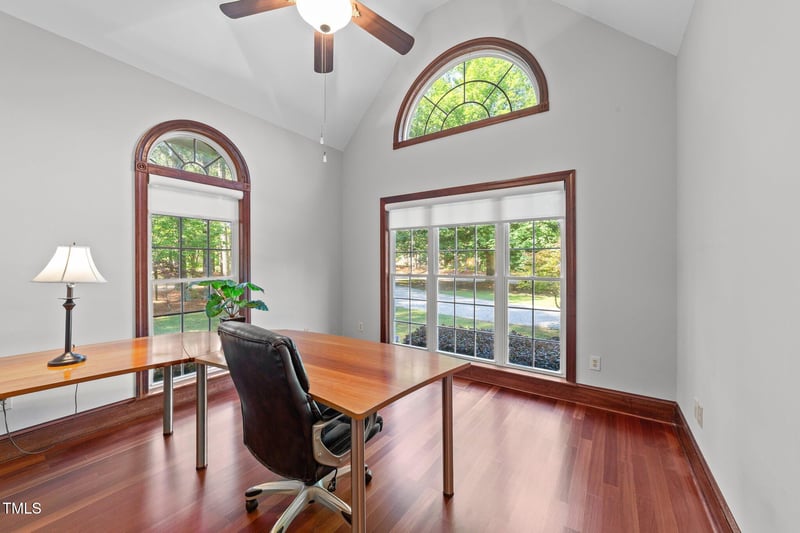 308 Thomas Dr, Clayton, NC 27520