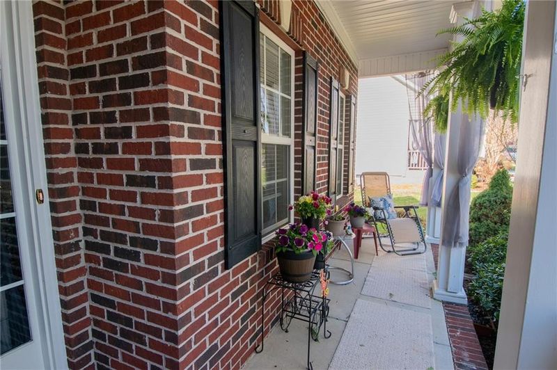 308 Tyndall Dr, Burlington, NC 27215