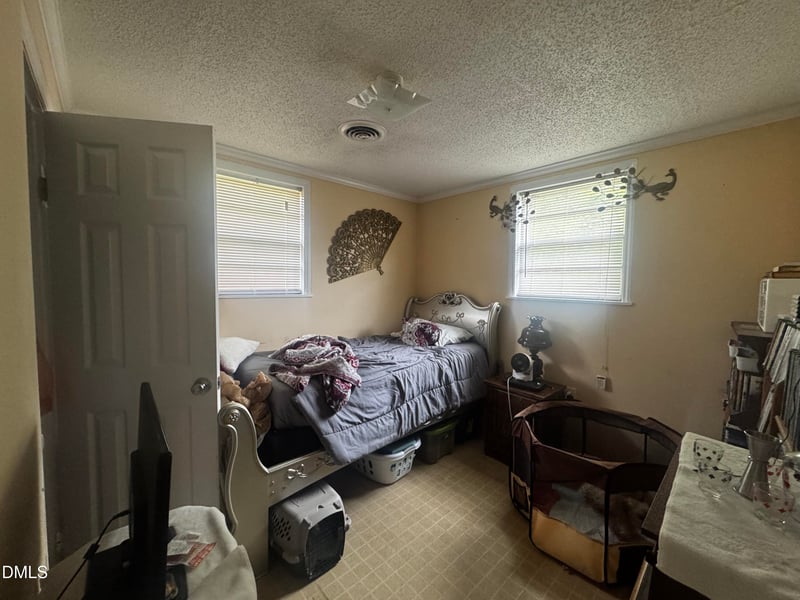 308 U S Hwy 301, Four Oaks, NC 27524