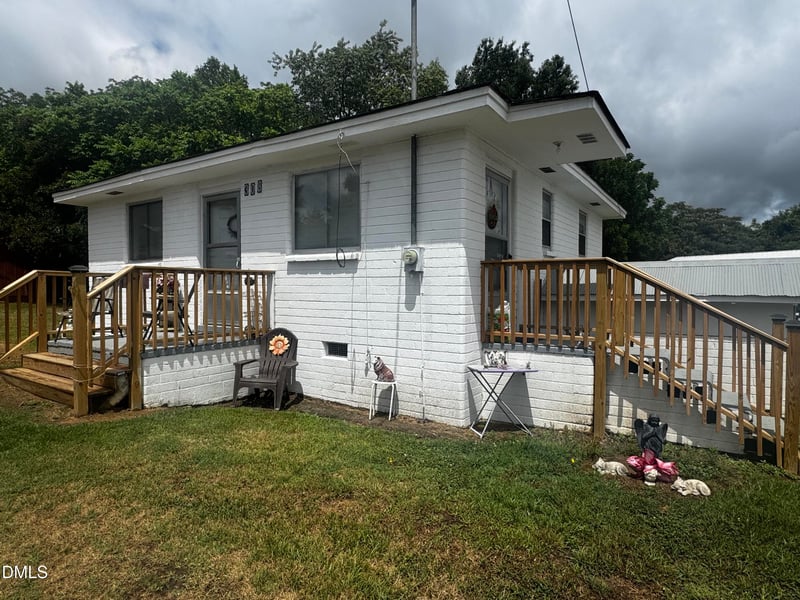 308 U S Hwy 301, Four Oaks, NC 27524