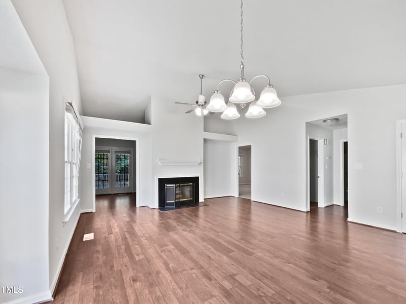 308 Wax Myrtle Ct, Cary, NC 27513