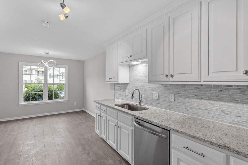 308 Whitehall Ct, Clayton, NC 27520