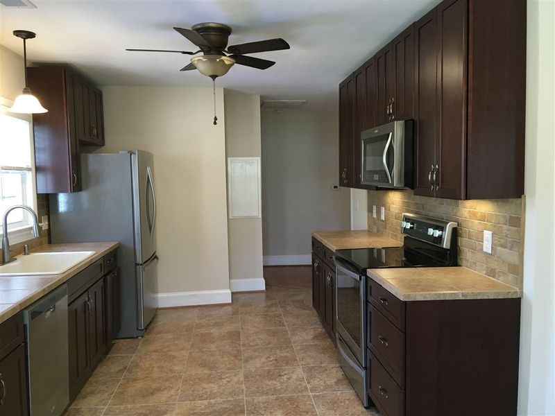308 N Wilba Rd, Mebane, NC 27302
