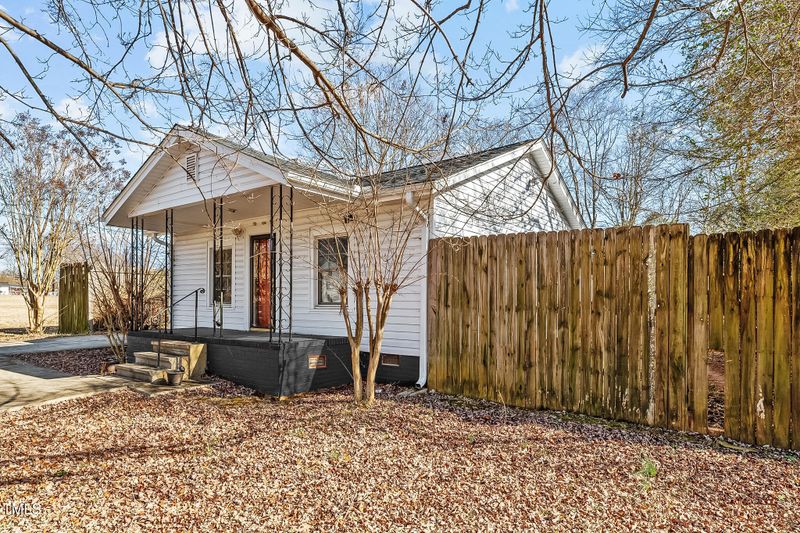 308 Williamson St, Burlington, NC 27215