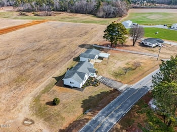 3084 Tarheel Rd, Benson, NC 27504
