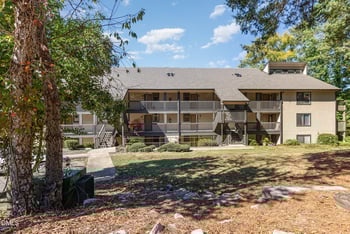 3089 Huntleigh Dr, Raleigh, NC 27604