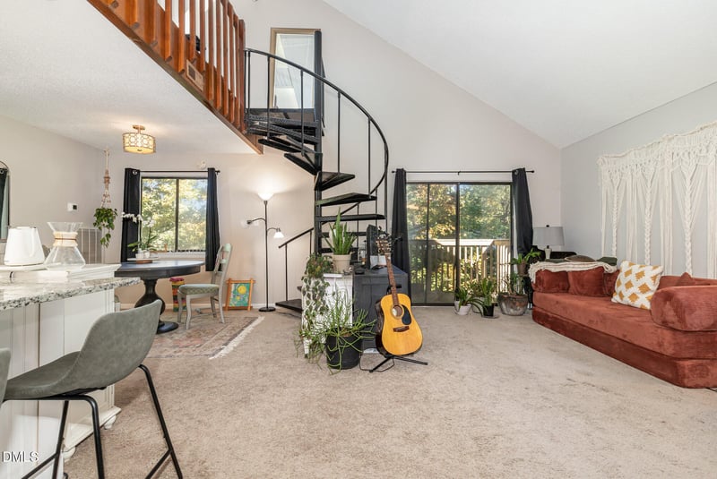 3089 Huntleigh Dr, Raleigh, NC 27604
