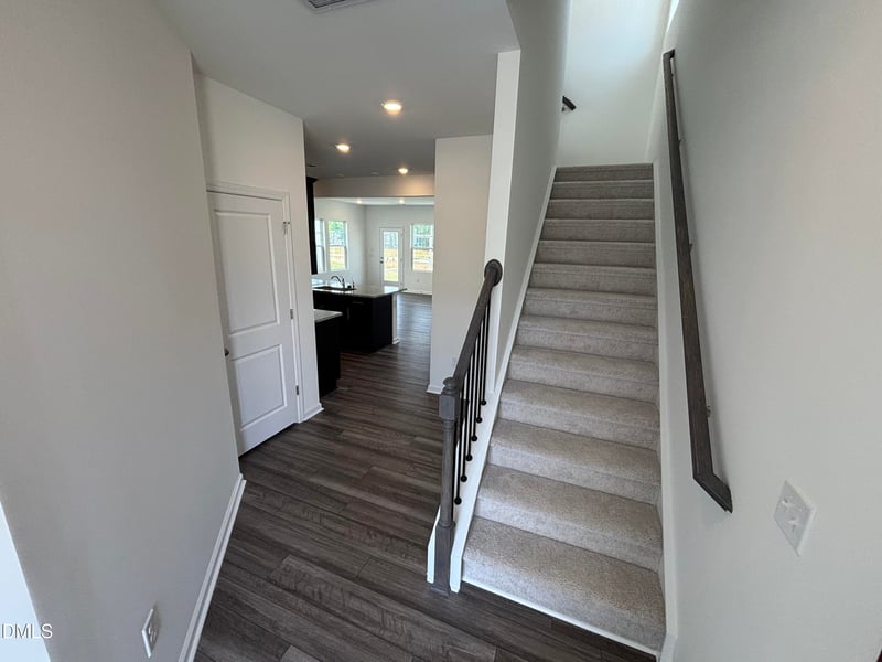 309 Beachcomber Dr, Lillington, NC 27546
