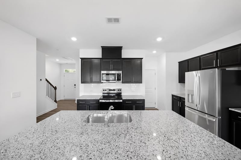 309 Beachcomber Dr, Lillington, NC 27546
