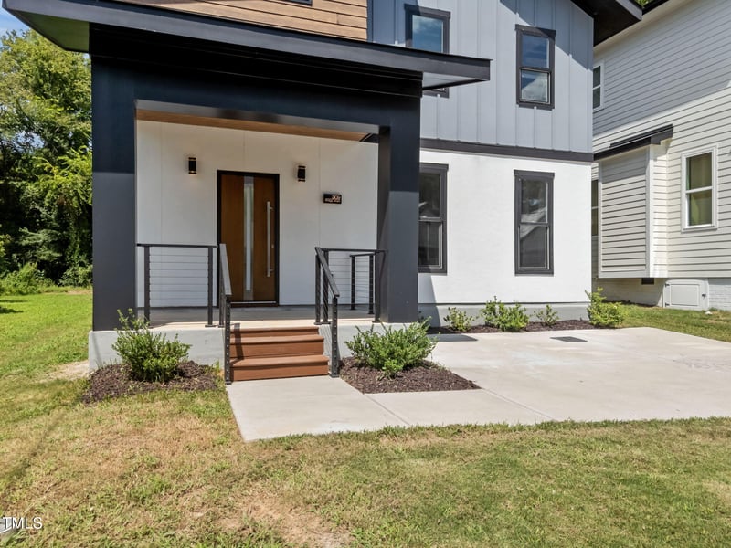 309 Bragg St, Raleigh, NC 27601